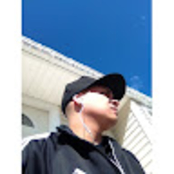 Meet your Posher, Jorge - Picture 1 of 1